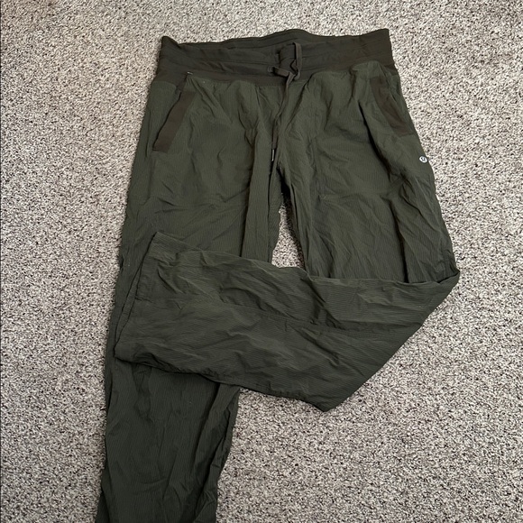 lululemon athletica dance studio Dark Green Pants size 12R - Picture 6 of 14